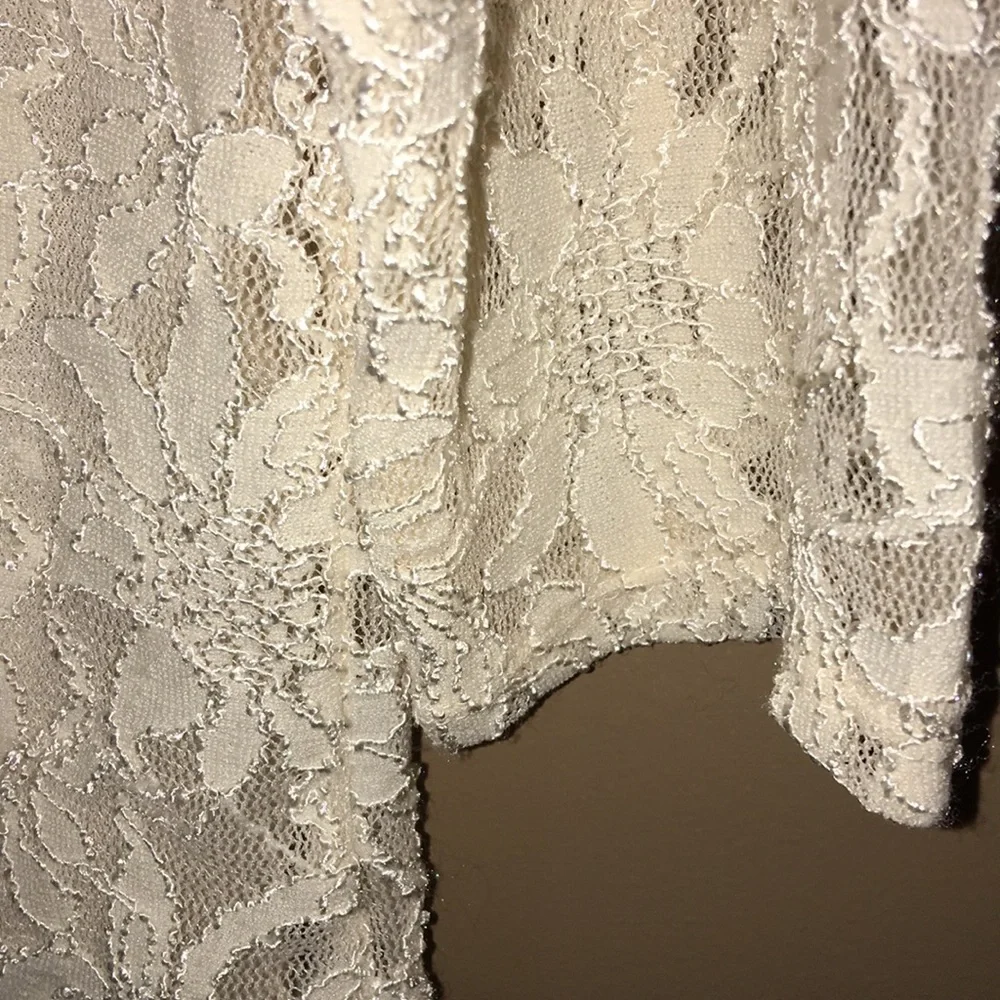 Ivory lace Chico’s top sz.1